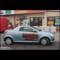 Opel Tigra KRISS 2011-02 01.JPG